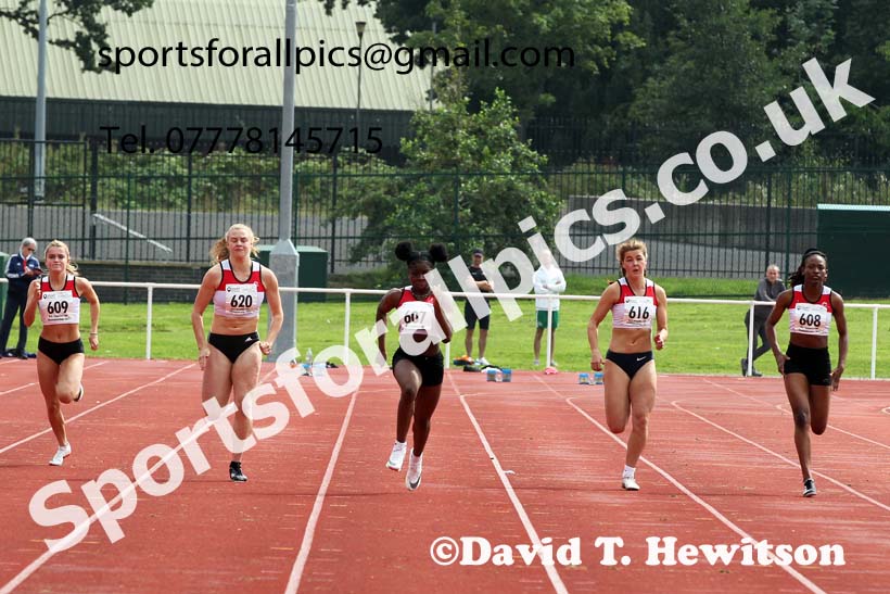Women and Girls 100 metres, 2021 North Eastern Track and Field Champs., Middesbrough. Photo: David T. Hewitson/Sports for All Pics
